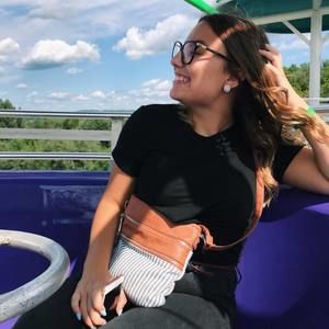 Meet your Posher, Kayla